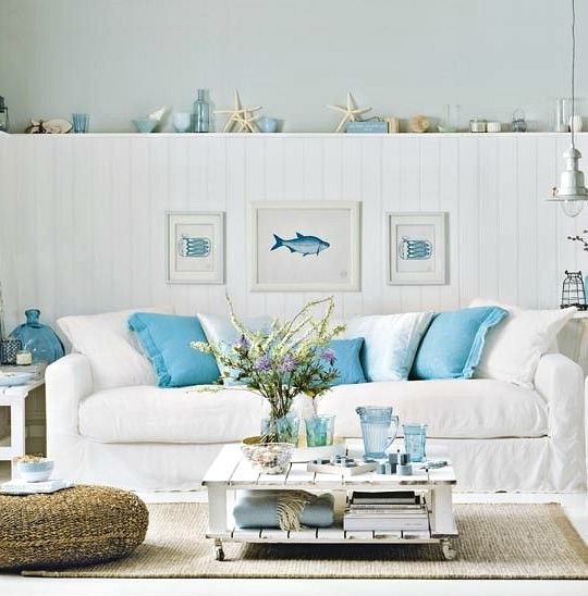 neutral-aqua-white-coastal-living-room