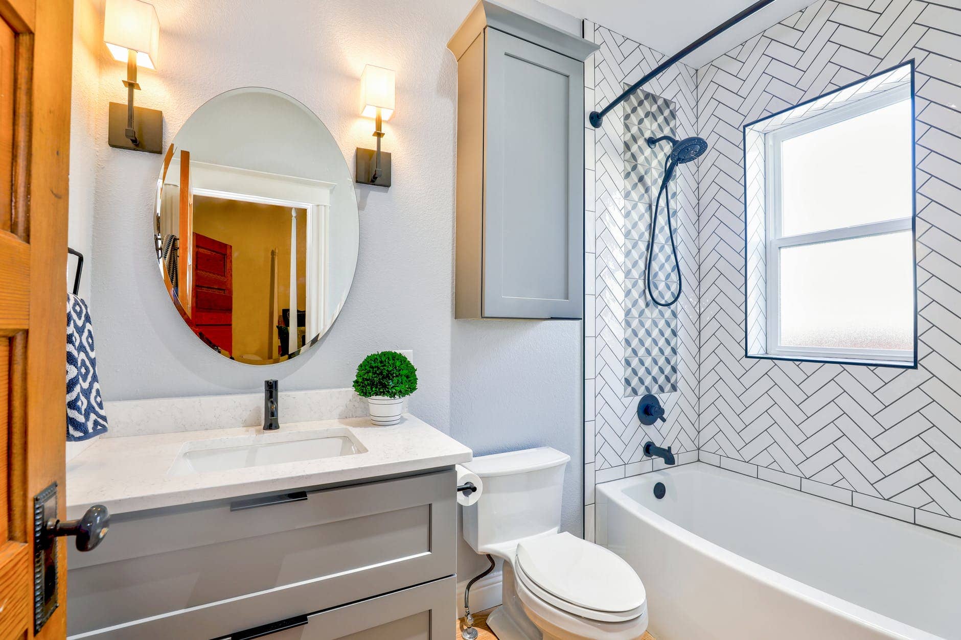 Fresh Design Ideas for Your Small Bathroom