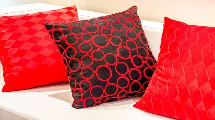 Traditional-Emirati-Cushions-In-Red-Black